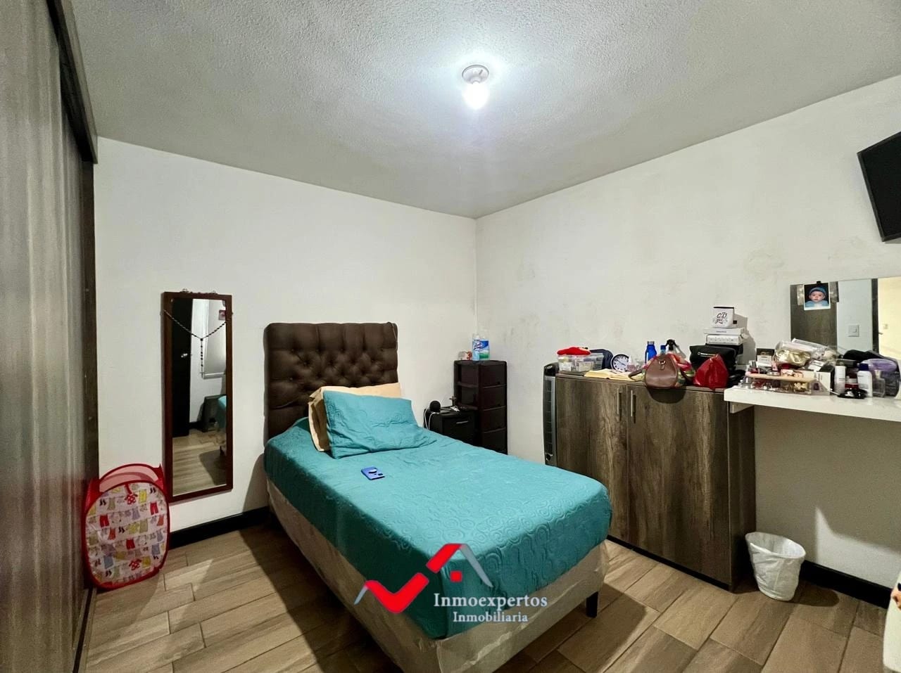 CASA EN VENTA EN ZONA 10 DE MIXCO, CONDADO SAN JACINTO — Casa en Venta en Lomas de San Jacinto, Zona 10 Mixco, Guatemala, Ciudad — foto 14 de 17