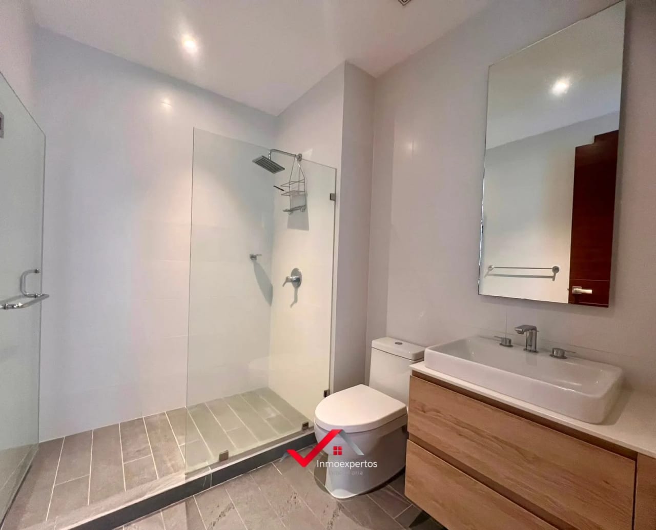 APARTAMENTO EN RENTA EN ZONA 15 — Apartamento en Alquiler en Vhista, Zona 15, Guatemala, Ciudad — foto 5 de 15
