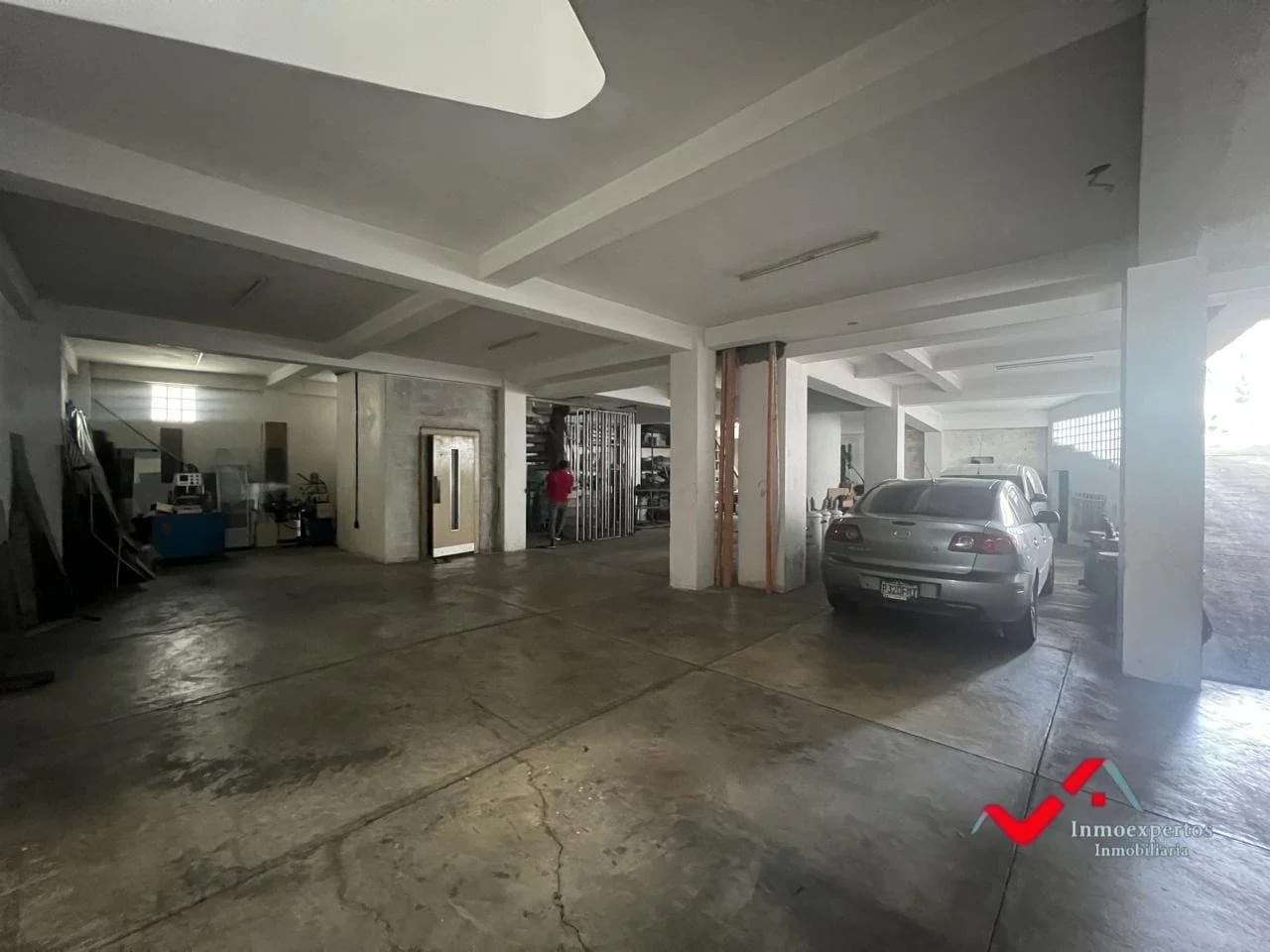 Edificio en Renta, Zona 1 de Mixco Roosvelt — Edificio en Alquiler en Zona 1 Mixco, Guatemala, Ciudad — foto 1 de 17