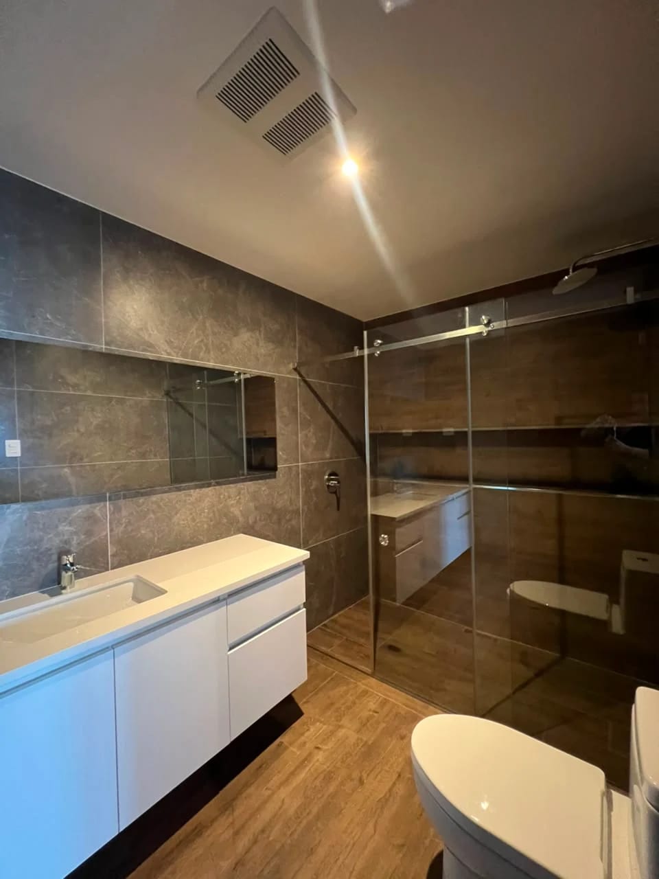Apartamento en Renta, Zona 15 Edificio Guara Vista Hermosa 1 — Apartamento en Alquiler en Zona 15, Guatemala, Ciudad — foto 4 de 12