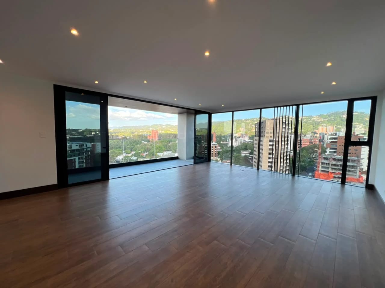 Apartamento en Renta, Zona 15 Edificio Guara Vista Hermosa 1 — Apartamento en Alquiler en Zona 15, Guatemala, Ciudad — foto 8 de 12