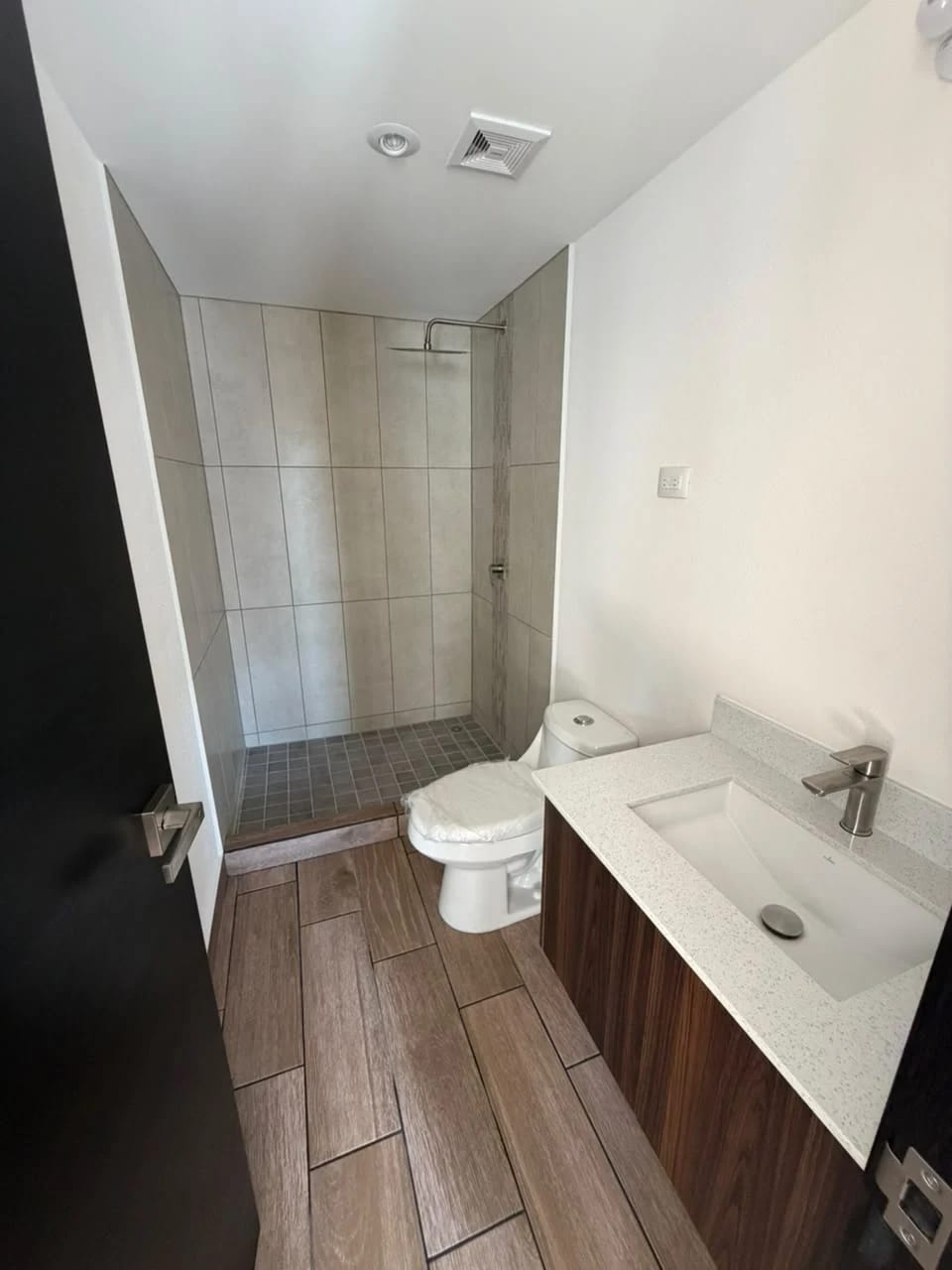 Apartamento en Renta Zona 16 San Isidro 2021 — Apartamento en Alquiler en San Isidro 20/21, Zona 16, Guatemala, Ciudad — foto 10 de 14