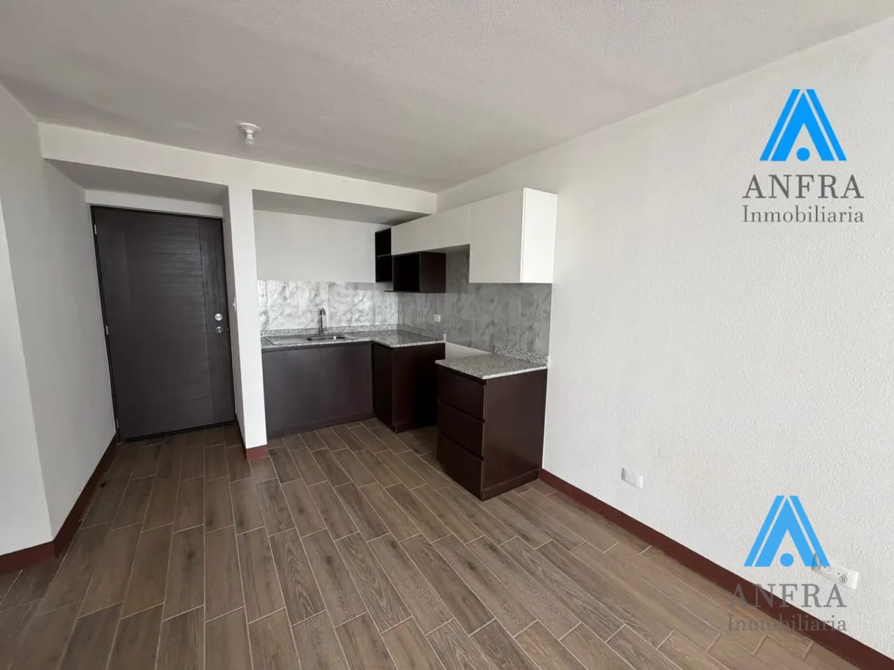 Para estrenar bonito apartamento en San Nicolas — Apartamento en Venta en Zona 4 Mixco, Guatemala, Ciudad — foto 1 de 10