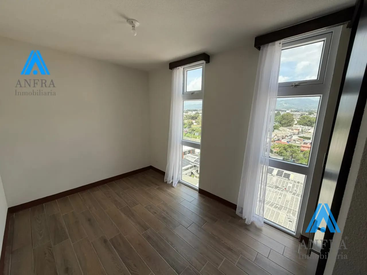 Para estrenar bonito apartamento en San Nicolas — Apartamento en Venta en Zona 4 Mixco, Guatemala, Ciudad — foto 4 de 10