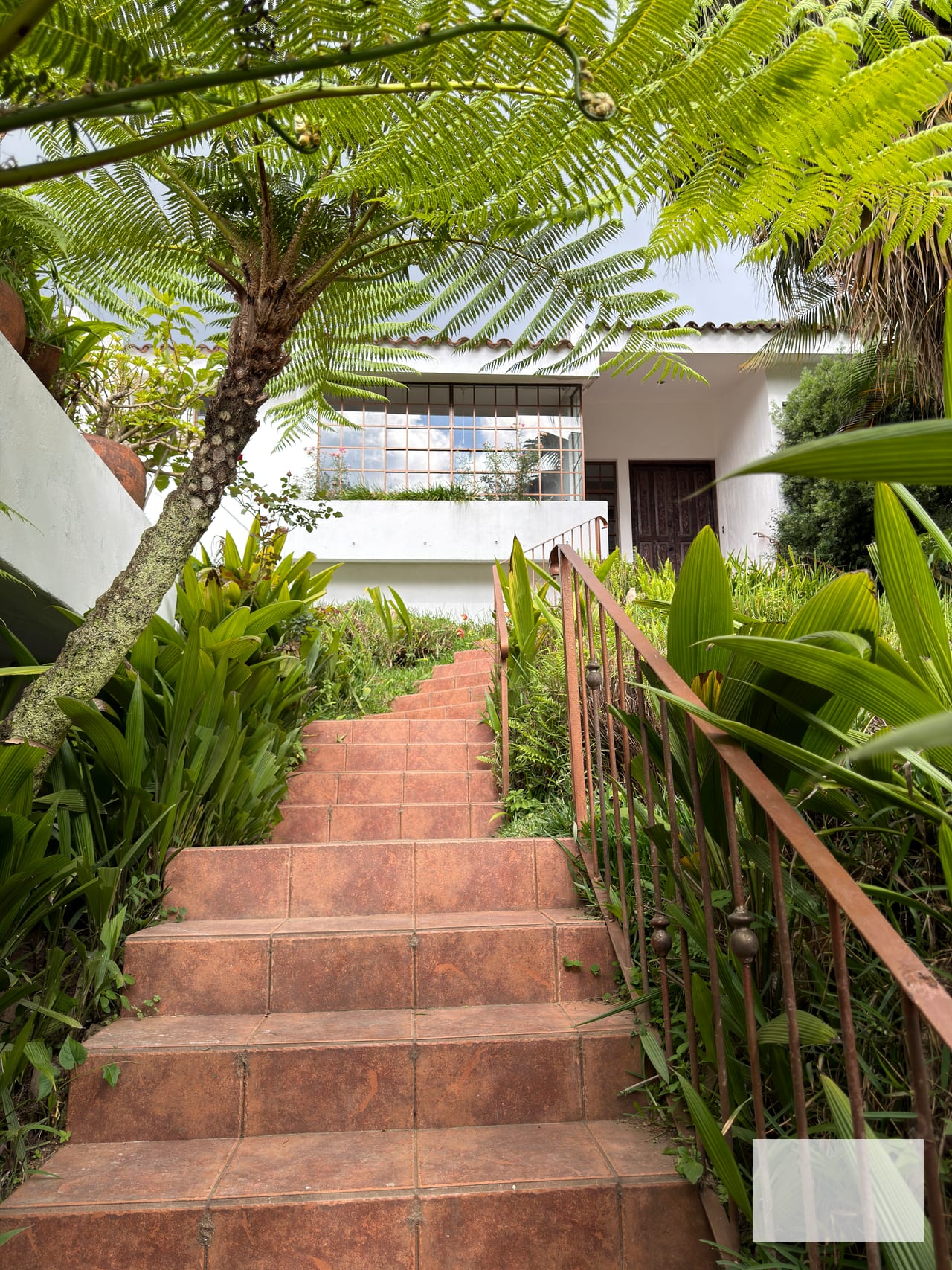 Casa en venta en Residencial exclusivo en zona 16 sector la montaña — Casa en Venta en La Montaña, Zona 16, Guatemala, Ciudad — foto 2 de 9