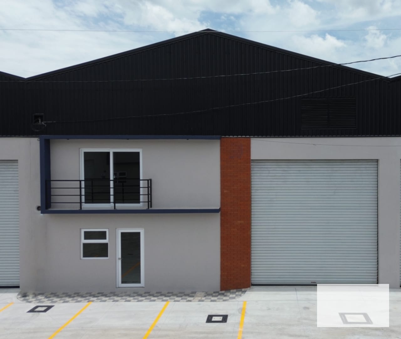 OfiBodega en venta en complejo industrial en Villa Canales — Bodega / Ofibodega en Venta en Villa Canales, Guatemala, Ciudad — foto 1 de 7