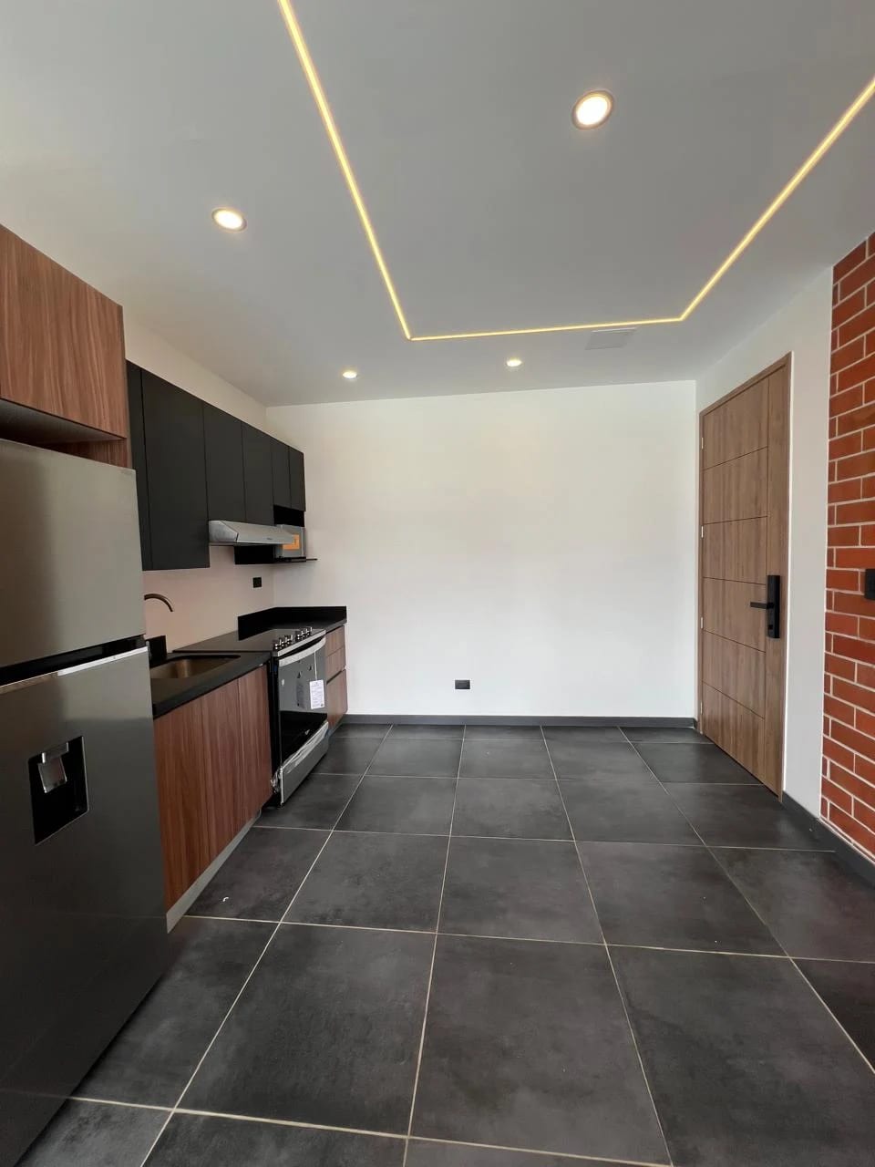 Lindo apartamento de dos dormitorios — Apartamento en Alquiler en Zona Viva, Zona 10, Guatemala, Ciudad — foto 6 de 17