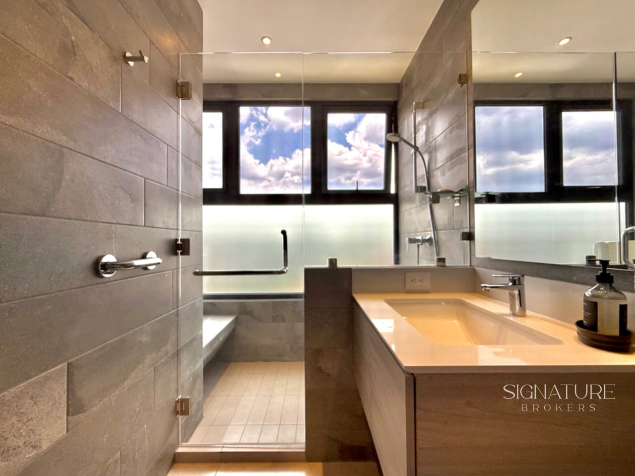Apartamento en Venta - Santa Sofia 7a Avenida, Zona 10 — Apartamento en Venta en Santa Sofía 7AV, Zona 10, Guatemala, Ciudad — foto 11 de 12