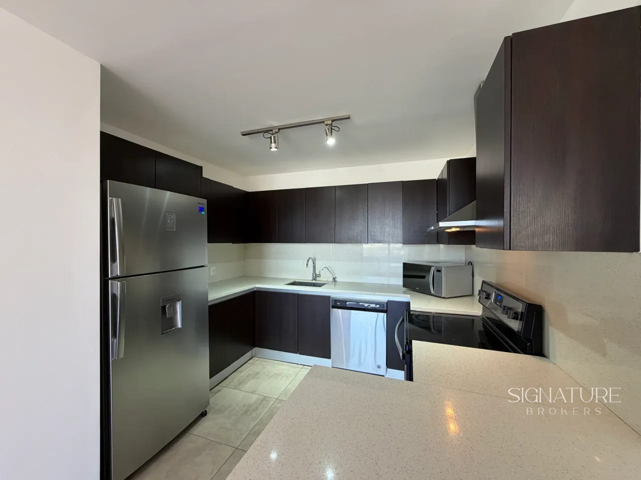 Apartamento en Venta - Lantana zona 14 — Apartamento en Venta en Lantana, Zona 14, Guatemala, Ciudad — foto 2 de 16