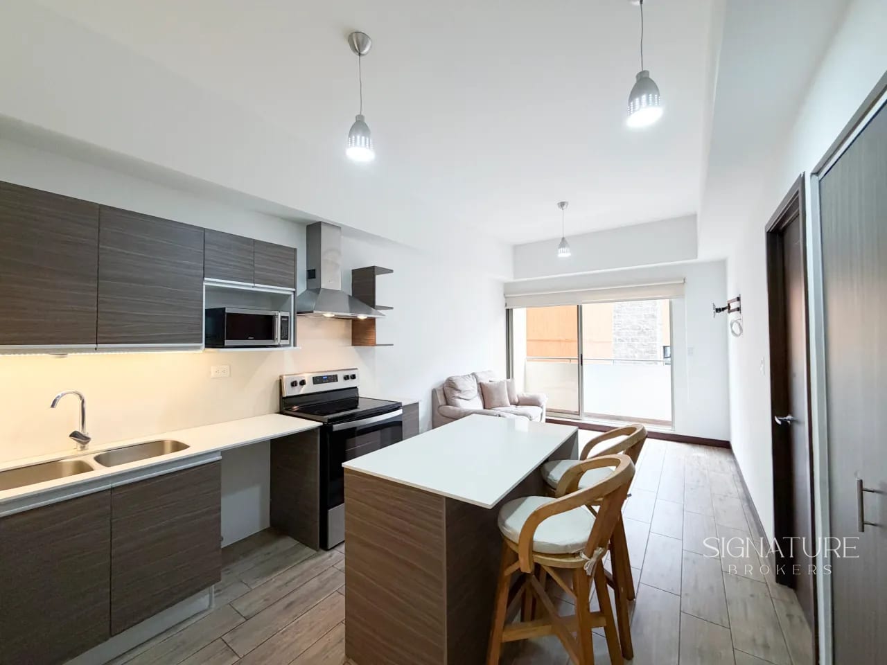 Apartamento Semi-Amueblado en Venta - Casalini Diagonal 6, Z. 10 — Apartamento en Venta en Zona 10, Guatemala, Ciudad — foto 2 de 9