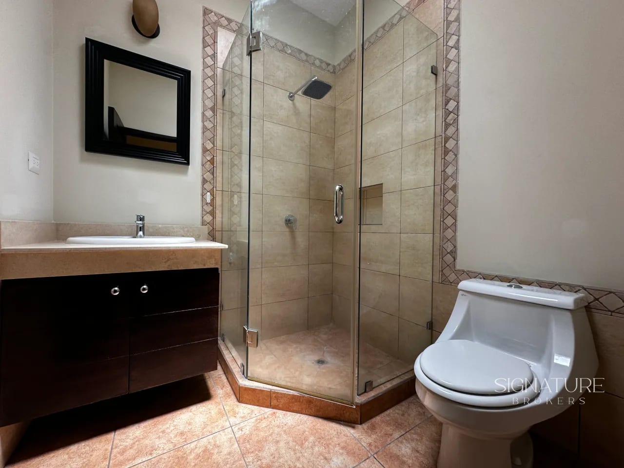 Casa en Venta - Lazos de Fraijanes, Km. 20, Fraijanes — Casa en Venta en Fraijanes, Carretera a El Salvador, Guatemala, Ciudad — foto 10 de 16