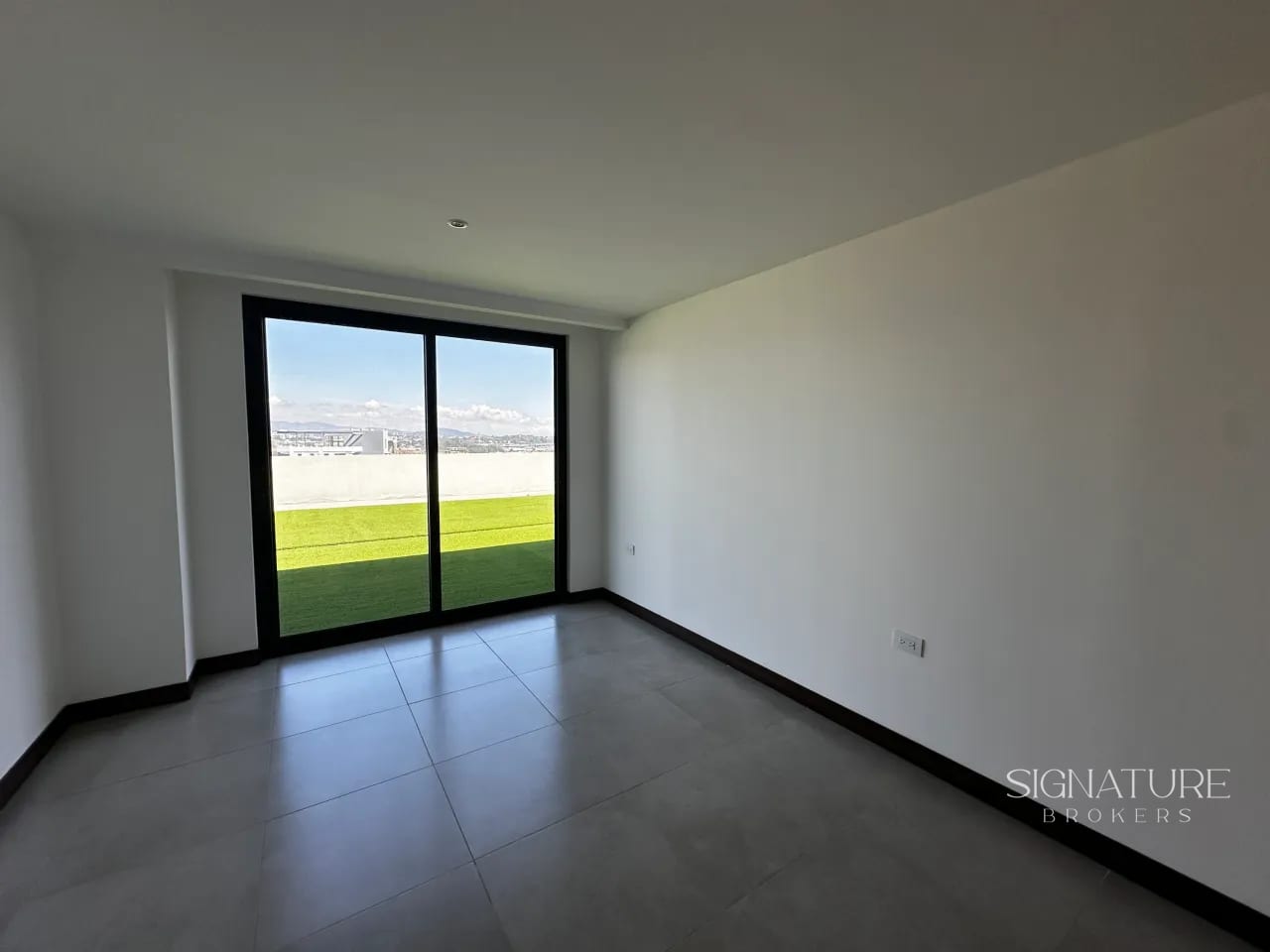 Penthouse en Venta - Elemento Z.13 — Apartamento en Venta en Elemento Plaza Berlín, Zona 13, Guatemala, Ciudad — foto 2 de 17