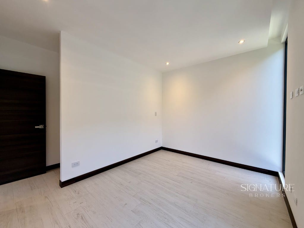 Apartamento en Venta - Spazio Residencias. Zona 16 — Apartamento en Venta en Zona 16, Guatemala, Ciudad — foto 3 de 9