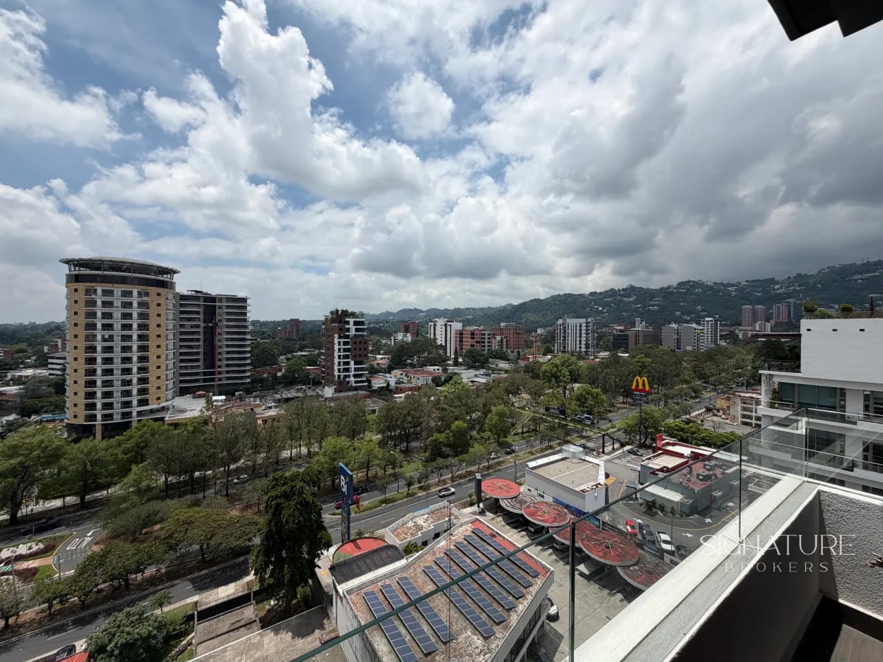 Alena VHII Z.15 — Apartamento en Alquiler en Zona 15, Guatemala, Ciudad — foto 4 de 9