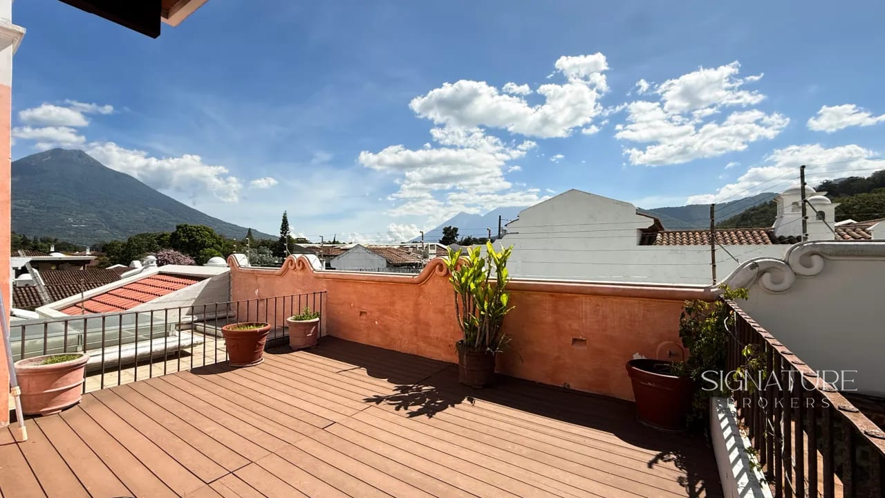 Gravileas Antigua Guatemala — Casa en Venta en Antigua, Sacatepéquez — foto 3 de 10
