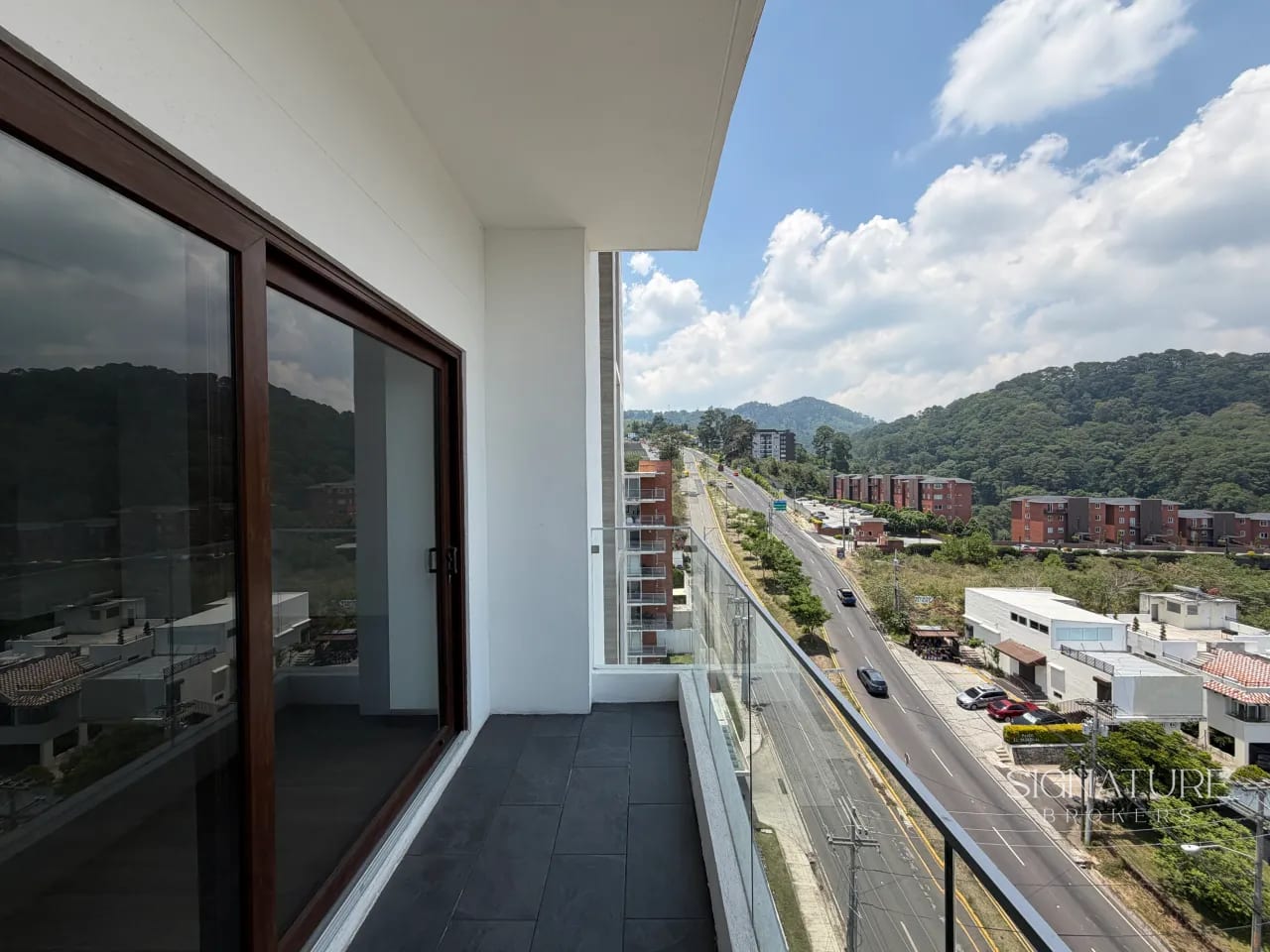 Apartamento en Renta – Naru 16, Vista Hermosa IV Z.16 (copia) — Apartamento en Alquiler en Nogales de Cayalá, Zona 16, Guatemala, Ciudad — foto 4 de 17