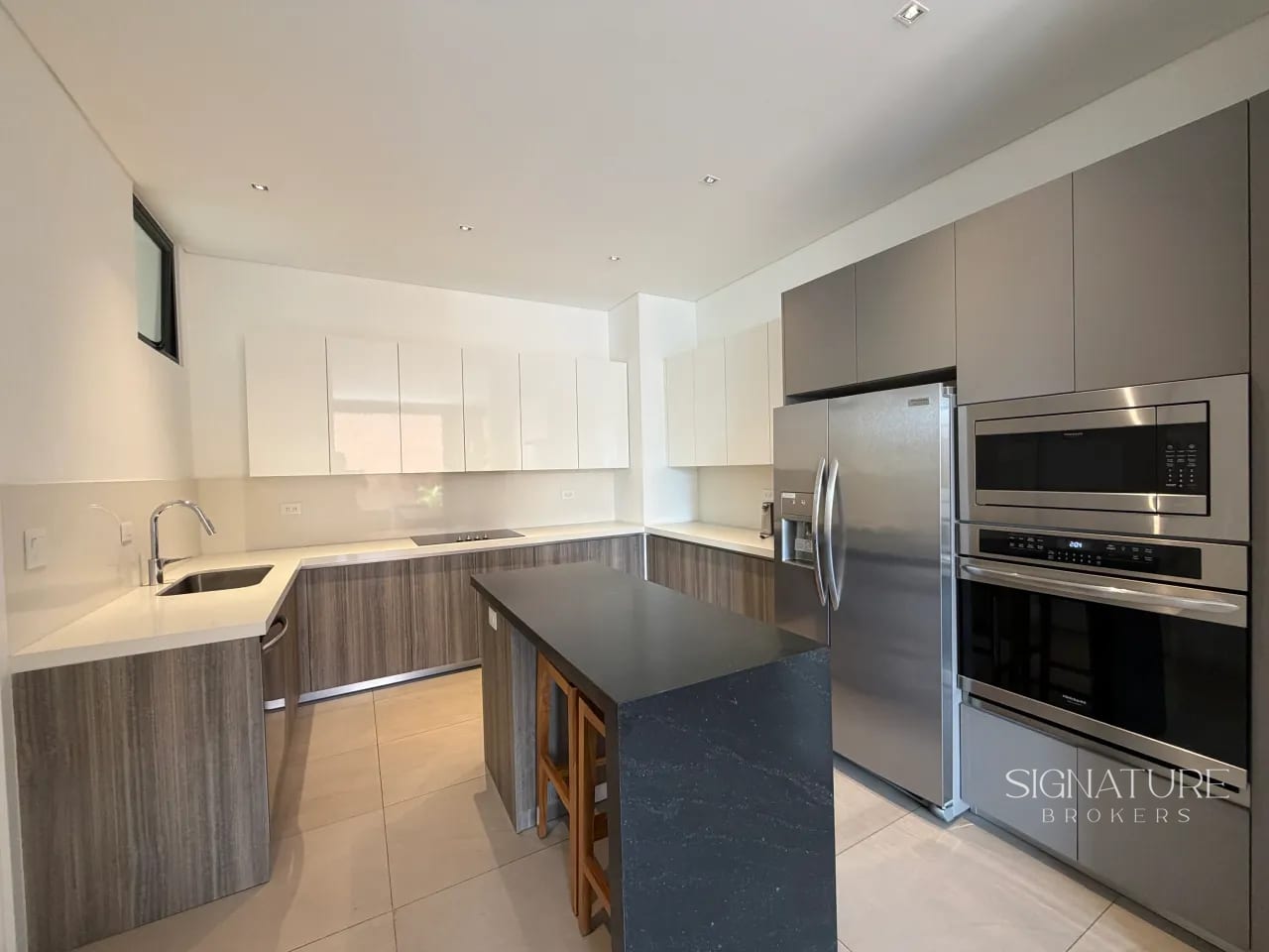 Apartamento en Renta- Maranta Oakland Zona 10 (copia) — Apartamento en Alquiler en Maranta Oakland, Zona 10, Guatemala, Ciudad — foto 12 de 17