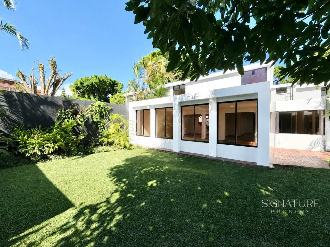 Casa en Renta: La Villa, 20 Ave, Zona 14 — Casa en Alquiler en Zona 14, Guatemala, Ciudad — foto 1 de 10