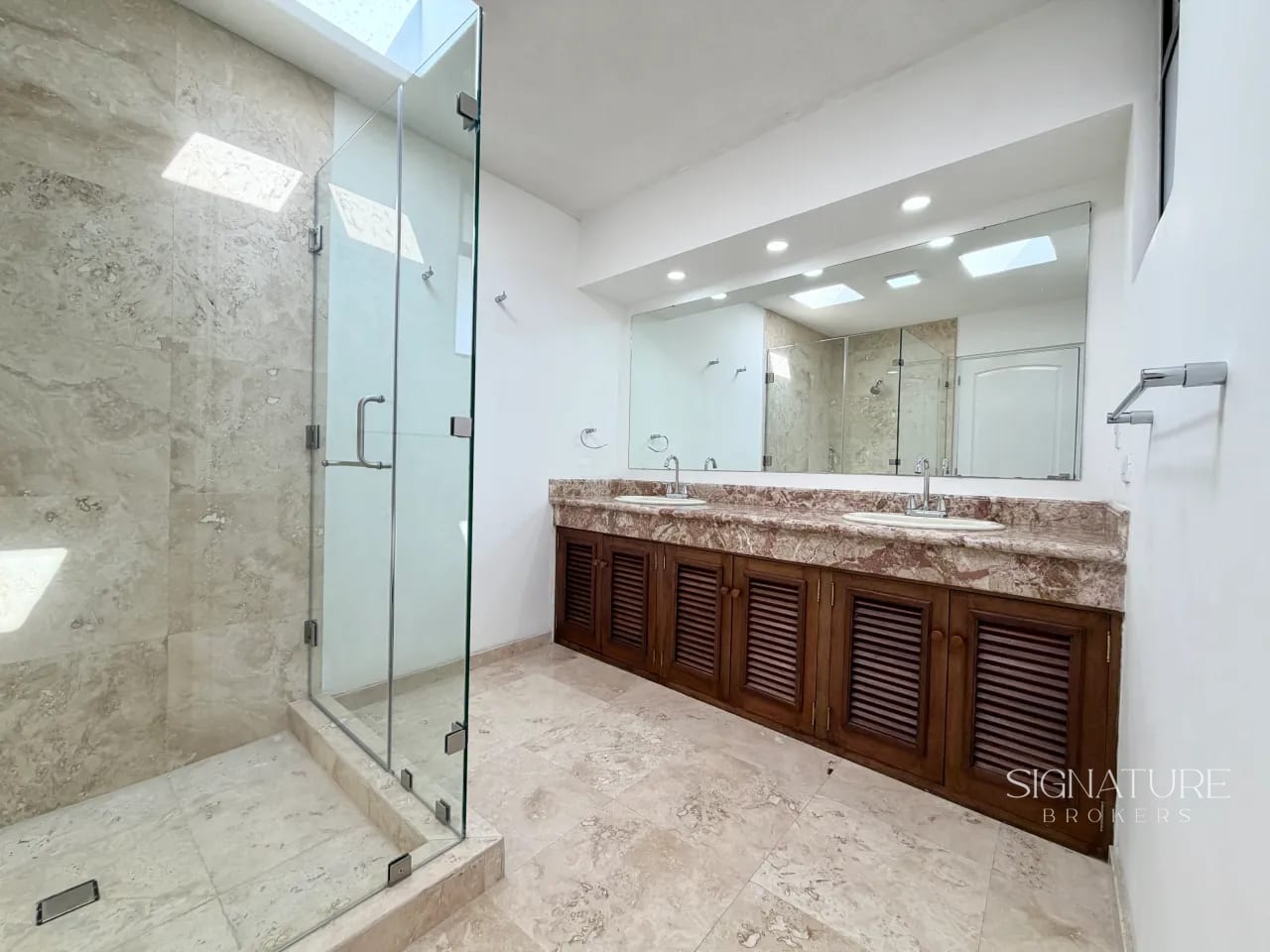 Casa en Renta: La Villa, 20 Ave, Zona 14 — Casa en Alquiler en Zona 14, Guatemala, Ciudad — foto 7 de 10