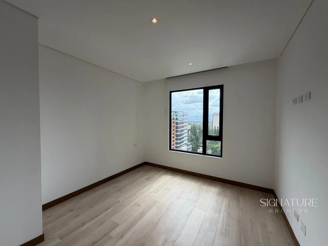 Apartamento en Venta - Ferre Díez Z.10 — Apartamento en Venta en Ferré Diez, Zona 10, Guatemala, Ciudad — foto 3 de 13