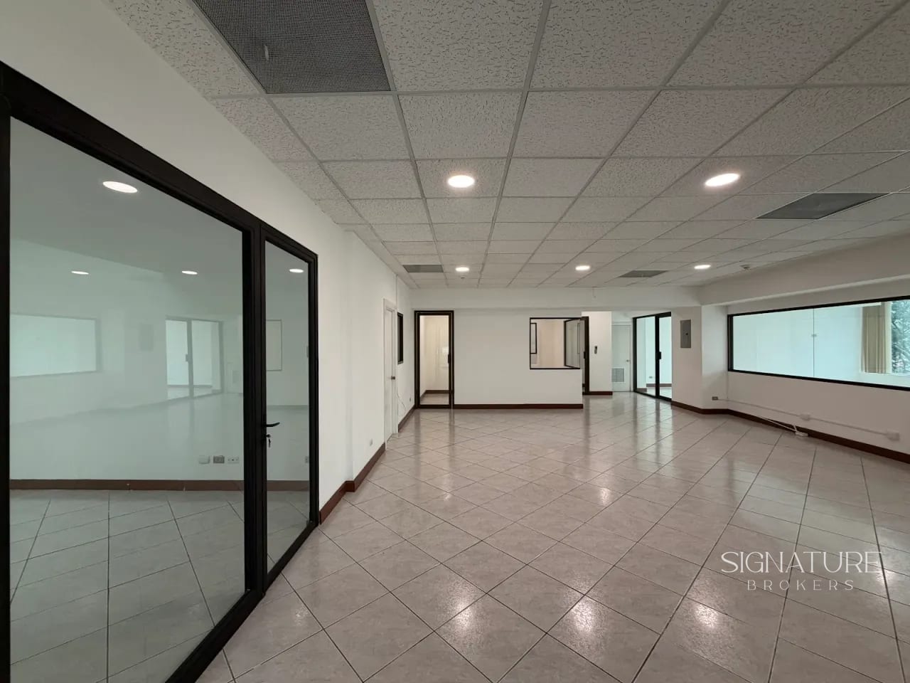 Oficina en Renta – Europlaza, 5ta Avenida Z.14 — Oficina en Alquiler en Europlaza, Zona 14, Guatemala, Ciudad — foto 6 de 17