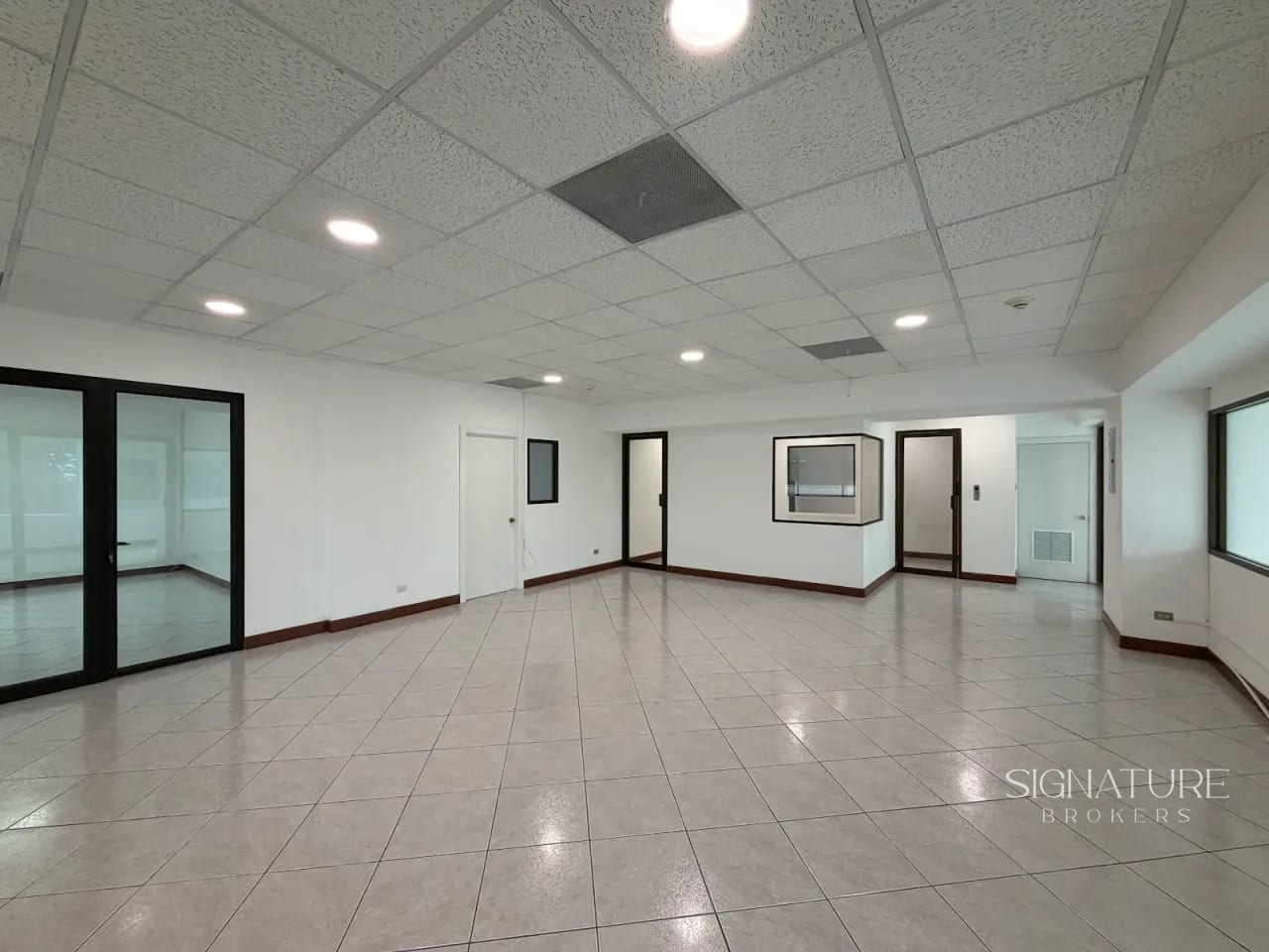 Oficina en Renta – Europlaza, 5ta Avenida Z.14 — Oficina en Alquiler en Europlaza, Zona 14, Guatemala, Ciudad — foto 7 de 17
