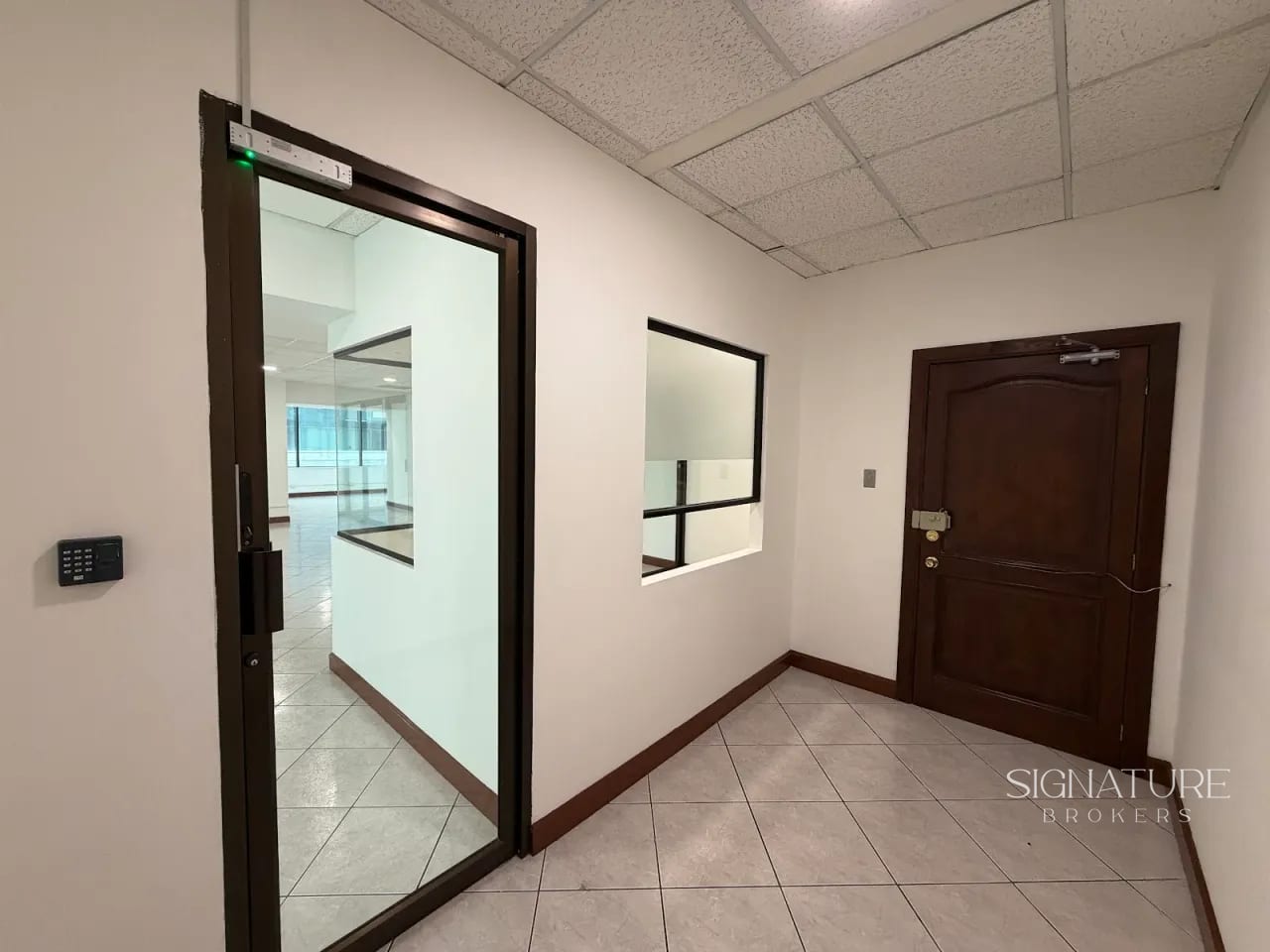 Oficina en Renta – Europlaza, 5ta Avenida Z.14 — Oficina en Alquiler en Europlaza, Zona 14, Guatemala, Ciudad — foto 10 de 17