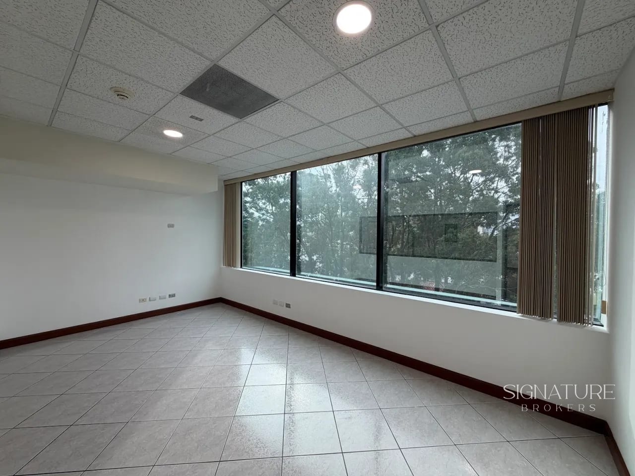 Oficina en Renta – Europlaza, 5ta Avenida Z.14 — Oficina en Alquiler en Europlaza, Zona 14, Guatemala, Ciudad — foto 12 de 17