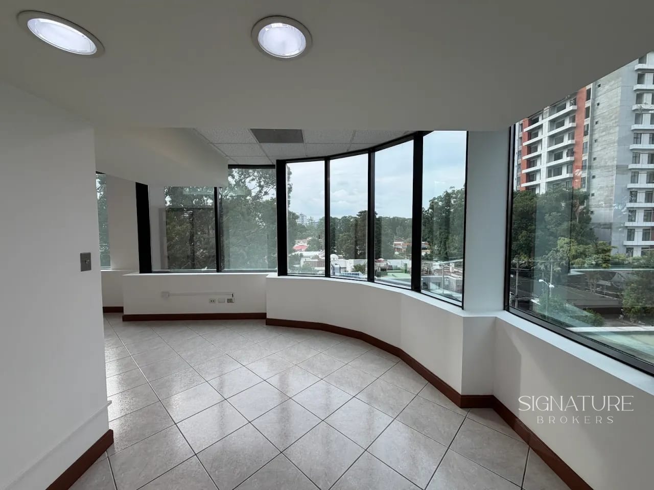 Oficina en Renta – Europlaza, 5ta Avenida Z.14 — Oficina en Alquiler en Europlaza, Zona 14, Guatemala, Ciudad — foto 15 de 17