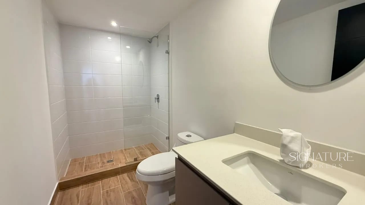 Apartamento en Renta – Essenza, Zona 13 (2 hab) — Apartamento en Alquiler en Essenza, Zona 13, Guatemala, Ciudad — foto 4 de 10