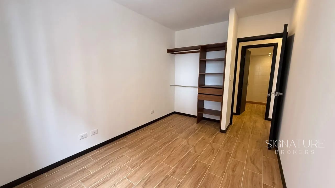 Apartamento en Renta – Essenza, Zona 13 (2 hab) — Apartamento en Alquiler en Essenza, Zona 13, Guatemala, Ciudad — foto 5 de 10