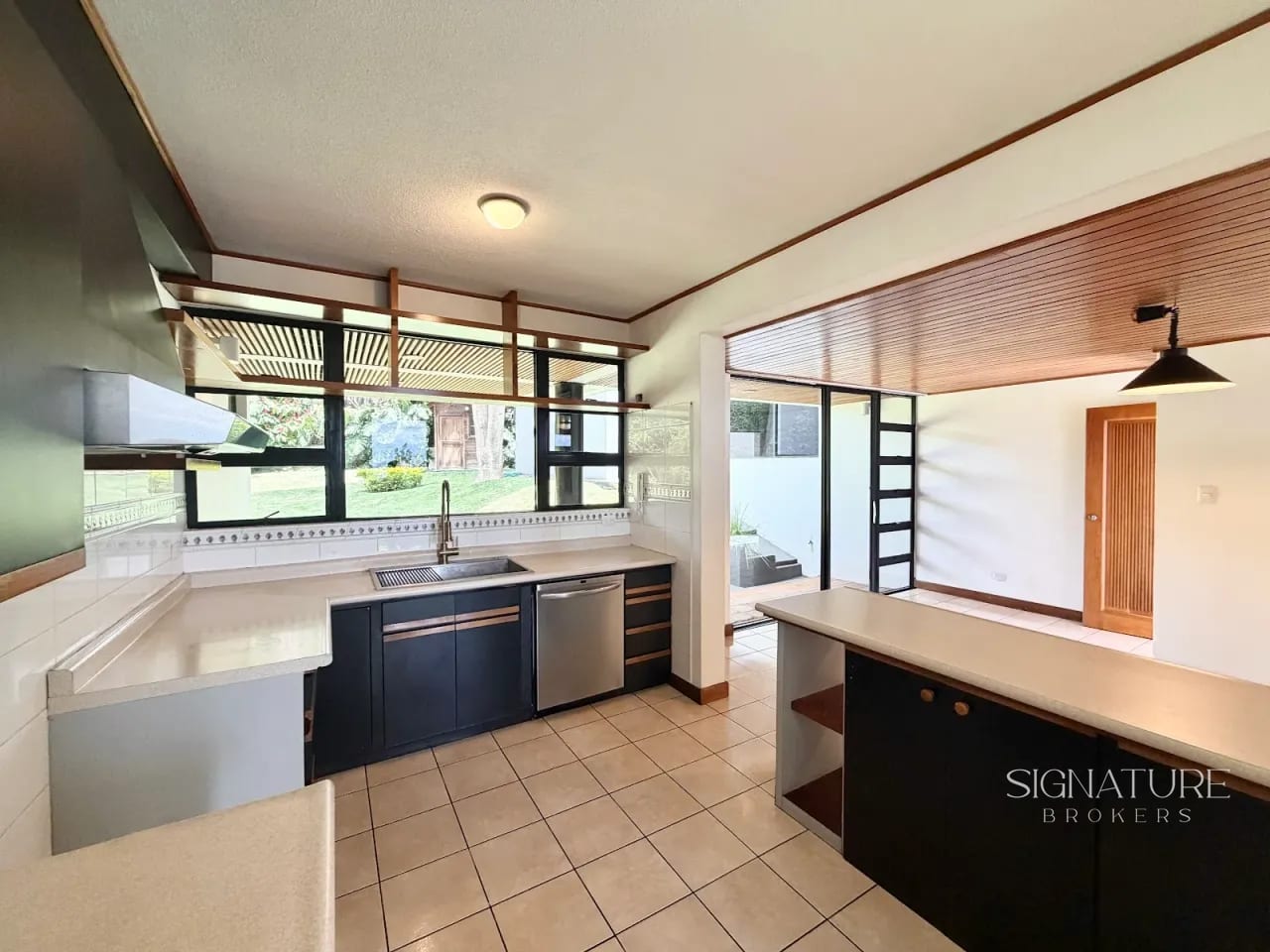 Casa en Venta – Lomas del Bosque, Finca La Plata Z.10 — Casa en Venta en Zona 10, Guatemala, Ciudad — foto 7 de 10
