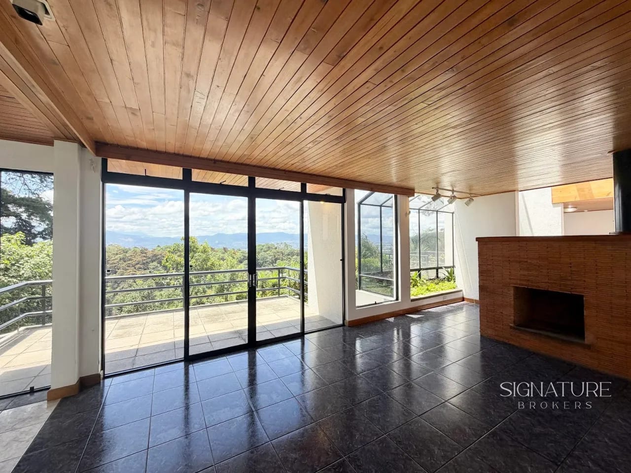 Casa en Renta – Lomas del Bosque, Finca La Plata Z.10 — Casa en Alquiler en Zona 10, Guatemala, Ciudad — foto 6 de 10