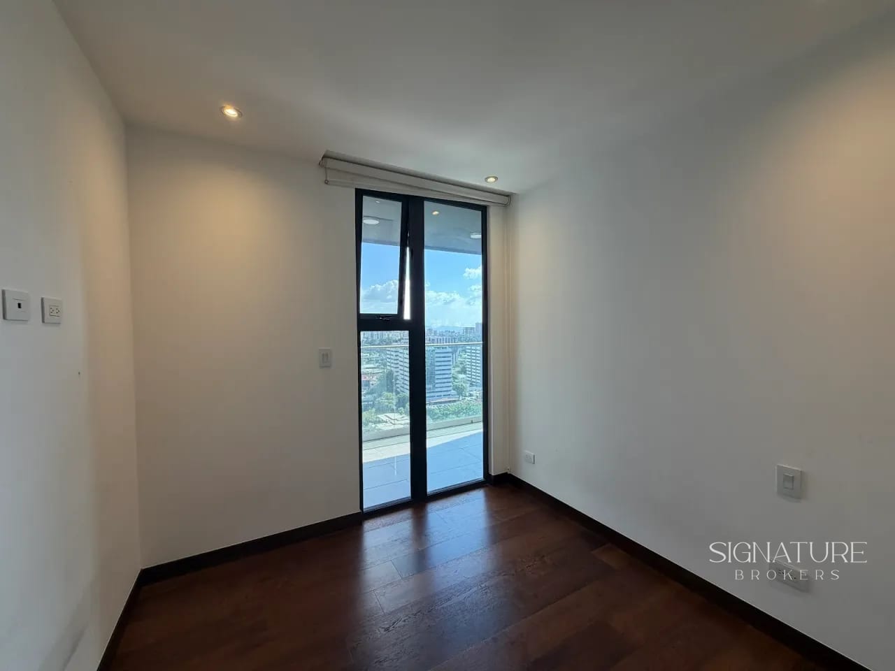 Apartamento en Renta – Vasanta Z.10 (1905) — Apartamento en Alquiler en Vasanta, Zona 10, Guatemala, Ciudad — foto 10 de 14