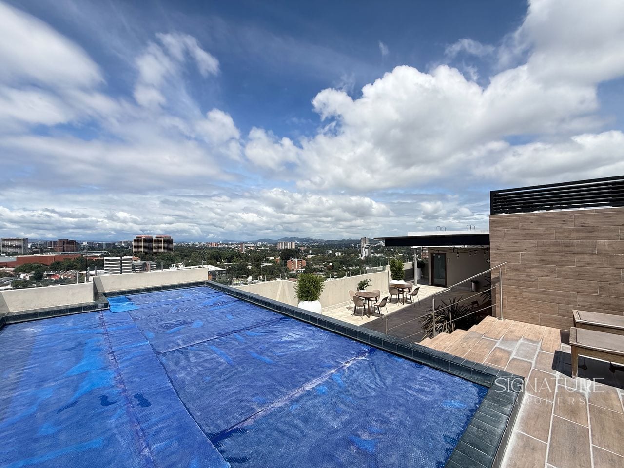 Apartamento en renta - Edificio Marqués de Oakland, zona 10 — Apartamento en Alquiler en Marques de Oakland, Zona 10, Guatemala, Ciudad — foto 11 de 11