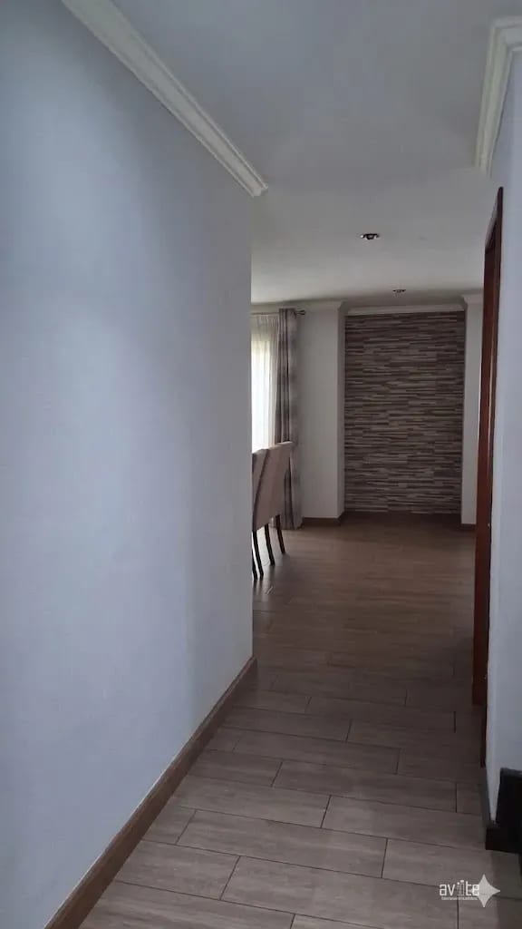 Bosques de La Fontana, zona 4 de Mixco. Venta de hermosa casa — Casa en Venta en Zona 4 Mixco, Guatemala, Ciudad — foto 2 de 16