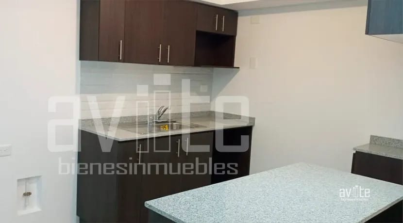 Apartamento con jardín, en alquiler. Condado Naranjo — Apartamento en Alquiler en Condado Naranjo, Zona 4 Mixco, Guatemala, Ciudad — foto 7 de 11