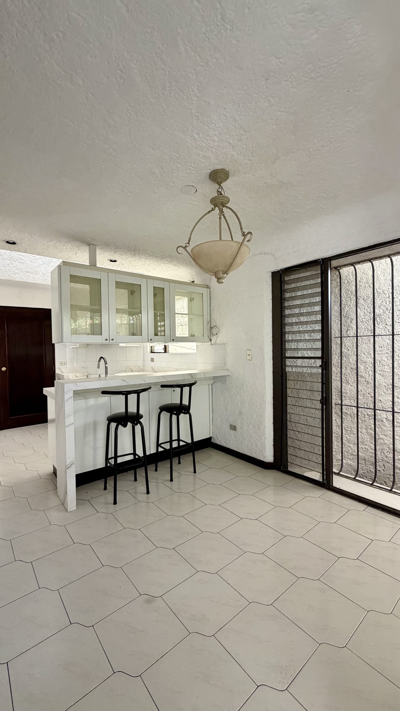 Casa de Un Nivel - Zona 14 — Casa en Alquiler en Zona 14, Guatemala, Ciudad — foto 6 de 14