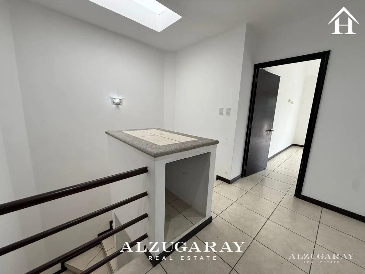 CASA C/ JARDÍN Y PERGOLA Z.16- 3 HAB. / VISTAS DE SAN ISIDRO — Casa en Venta en Vistas de San Isidro, Zona 16, Guatemala, Ciudad — foto 11 de 12