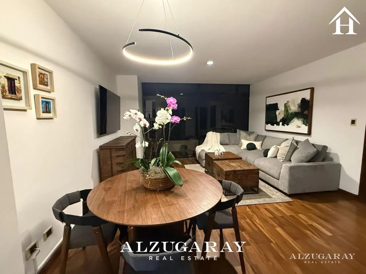 APTO AMUEBLADO C/ AMPLIO BALCÓN- 1 HAB. / EDIFICIO EN ZONA 14 — Apartamento en Alquiler en Zona 14, Guatemala, Ciudad — foto 1 de 13