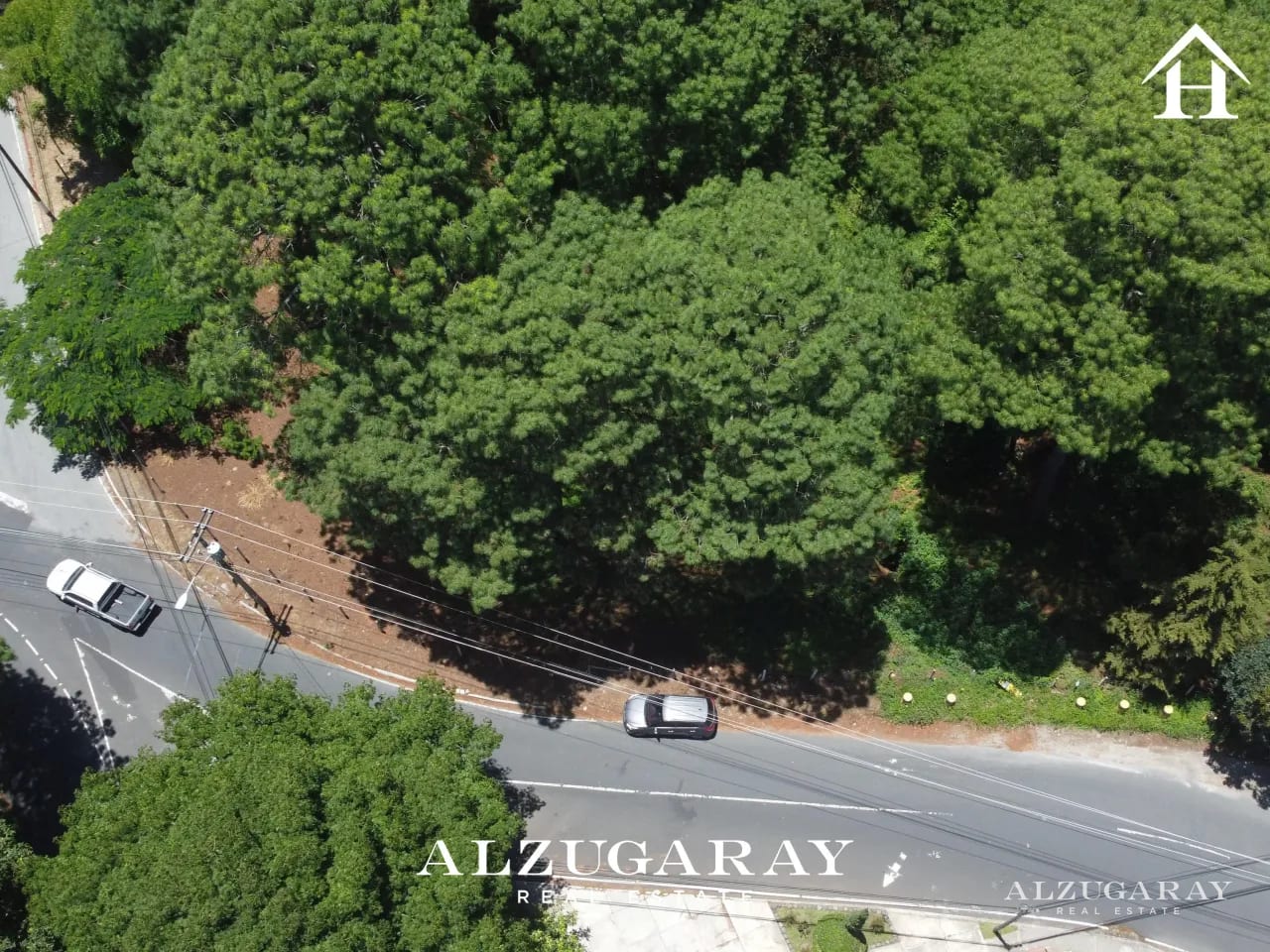 TERRENO SEMI INCLINADO P/ DESARROLLO - 2,536 VR2 /KANAJUYU Z.16 — Terreno en Venta en Kanajuyú, Zona 16, Guatemala, Ciudad — foto 1 de 5