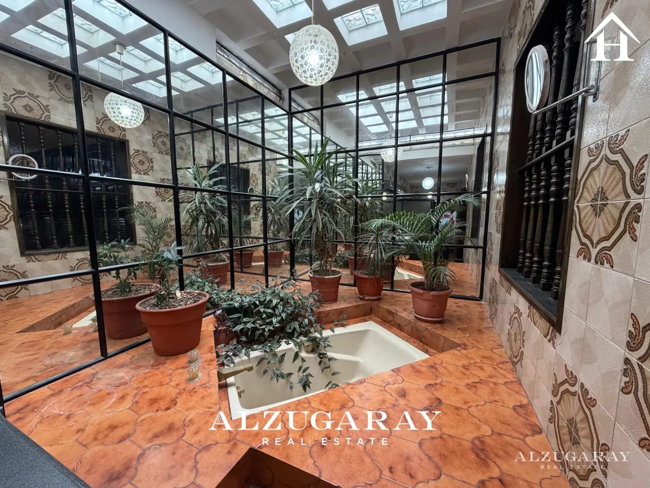 Casa Amueblada con Piscina | 4 Hab | Vista Hermosa II, Zona 15 — Casa en Alquiler en Zona 15, Guatemala, Ciudad — foto 10 de 17