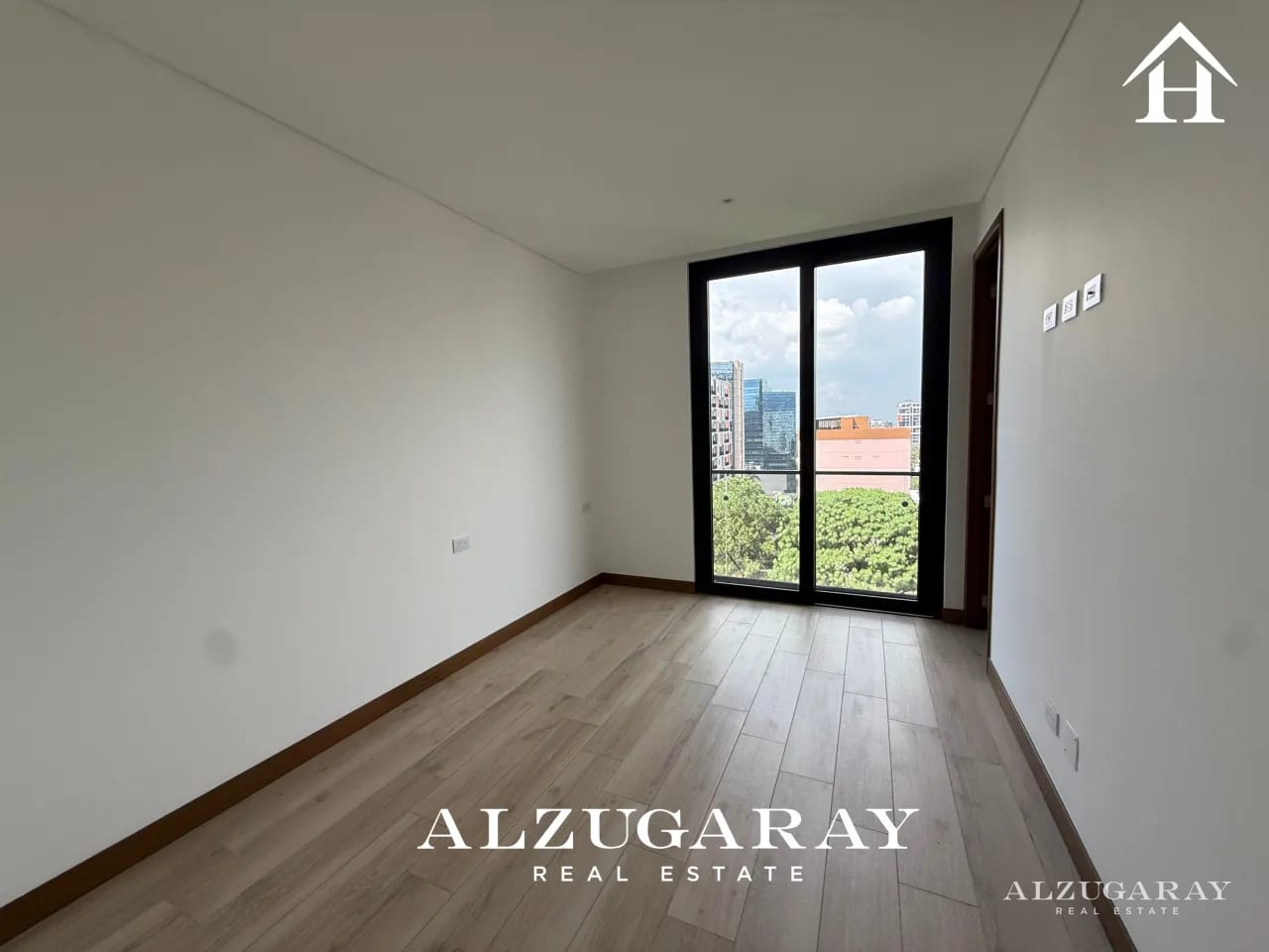 Apartamento en Renta | 3 Hab. | Ferre Diez Z.10 — Apartamento en Alquiler en Ferré Diez, Zona 10, Guatemala, Ciudad — foto 6 de 11