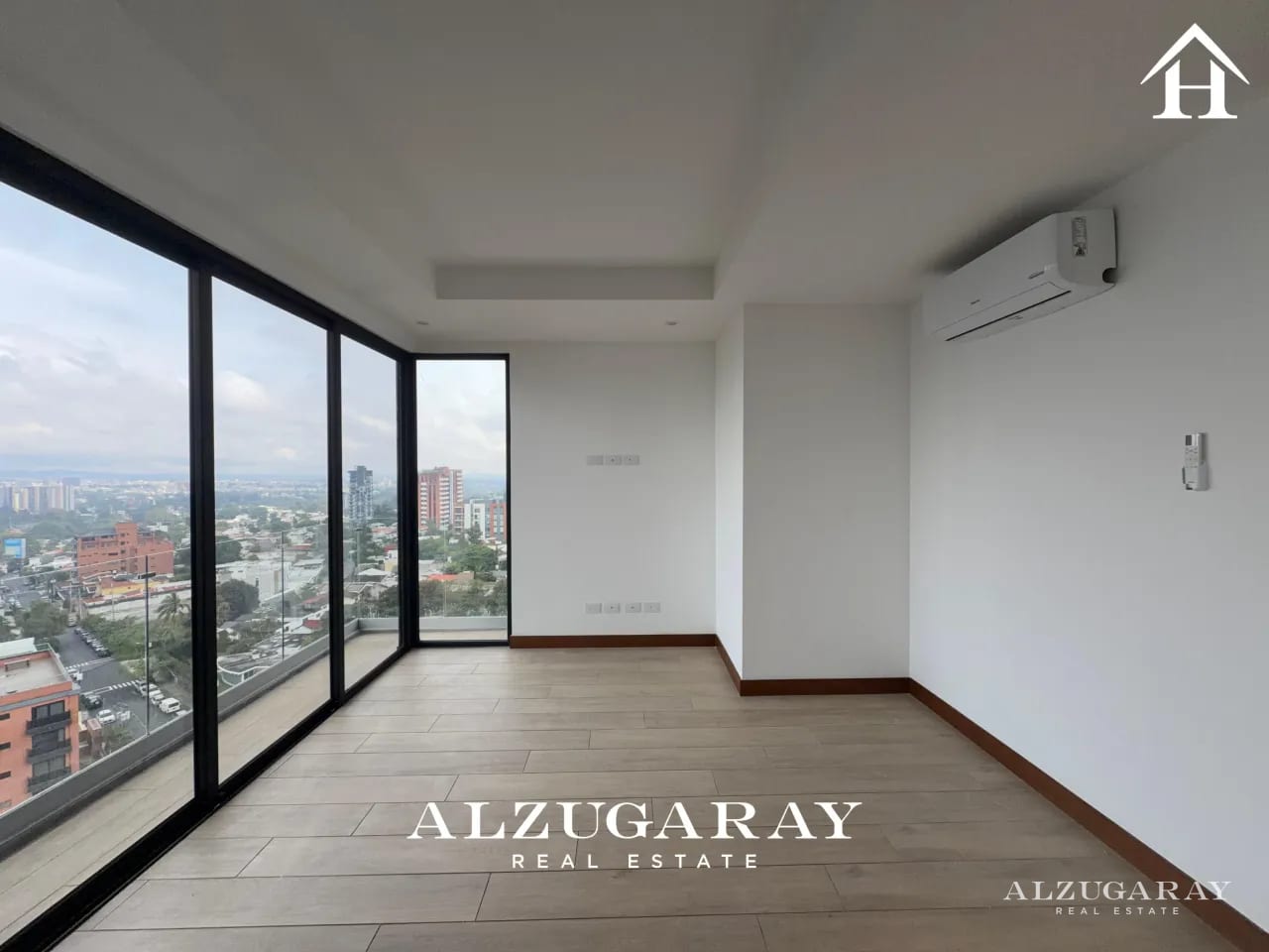 Apartamento en Renta |3 Hab | Hessen Zona 15, VH1 — Apartamento en Alquiler en Hessen Apartamentos, Zona 15, Guatemala, Ciudad — foto 1 de 11