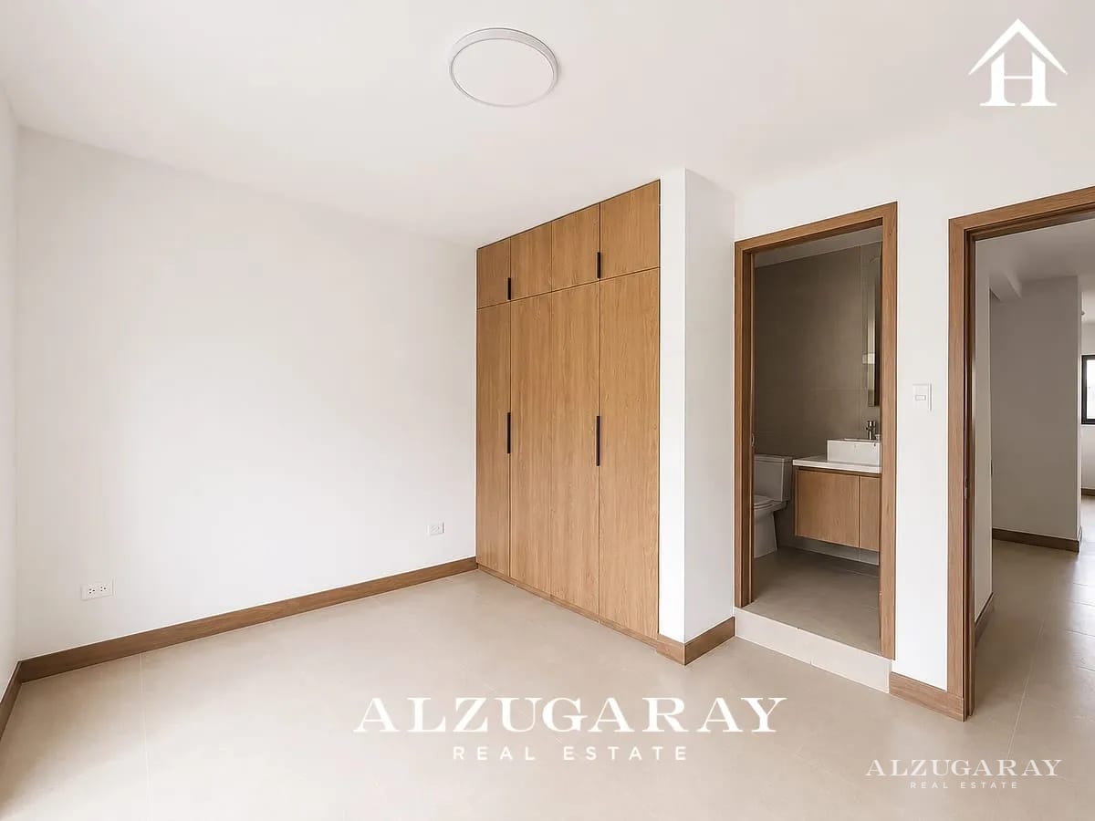 Casa Moderna en Venta | 4 Hab. | Condomino KM. 19 CAES — Casa en Venta en Carretera a El Salvador, Guatemala, Ciudad — foto 9 de 14