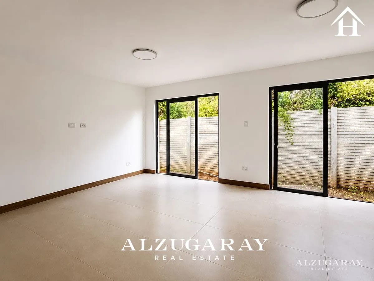 Casa Moderna en Venta |4 Hab. | Condomino KM. 19 CAES — Casa en Venta en Carretera a El Salvador, Guatemala, Ciudad — foto 4 de 14