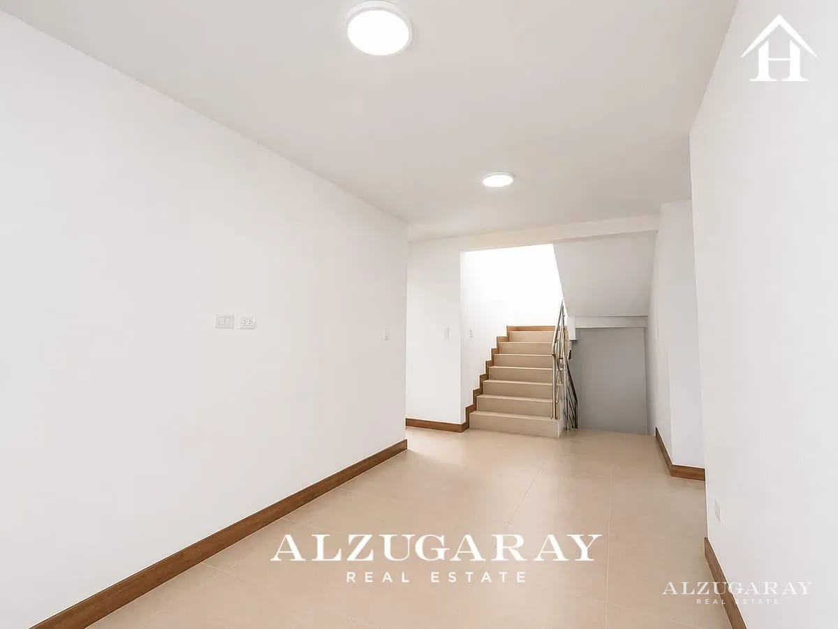 Casa Moderna en Venta |4 Hab. | Condomino KM. 19 CAES — Casa en Venta en Carretera a El Salvador, Guatemala, Ciudad — foto 13 de 14