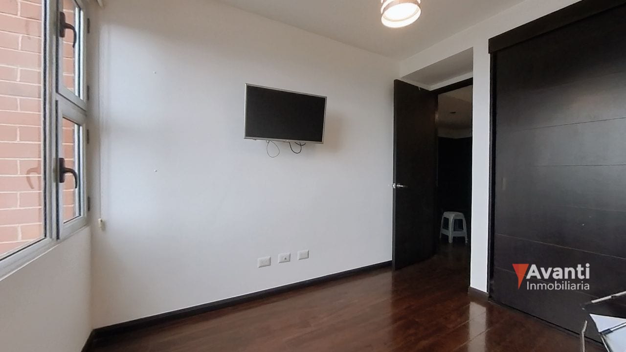 Vendo Apartamento Zona 16, Nueva Caledonia — Apartamento en Venta en Nueva Caledonia, Zona 16, Guatemala, Ciudad — foto 3 de 11