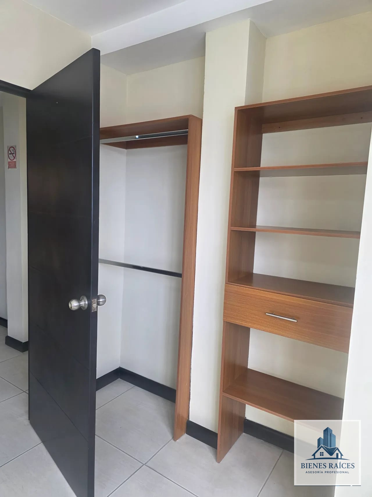 Comodísimo Apartamento Zona 15 Dentro de Garita el Maestro 2 — Apartamento en Alquiler en Vista Hermosa II, Zona 15, Guatemala, Ciudad — foto 3 de 5