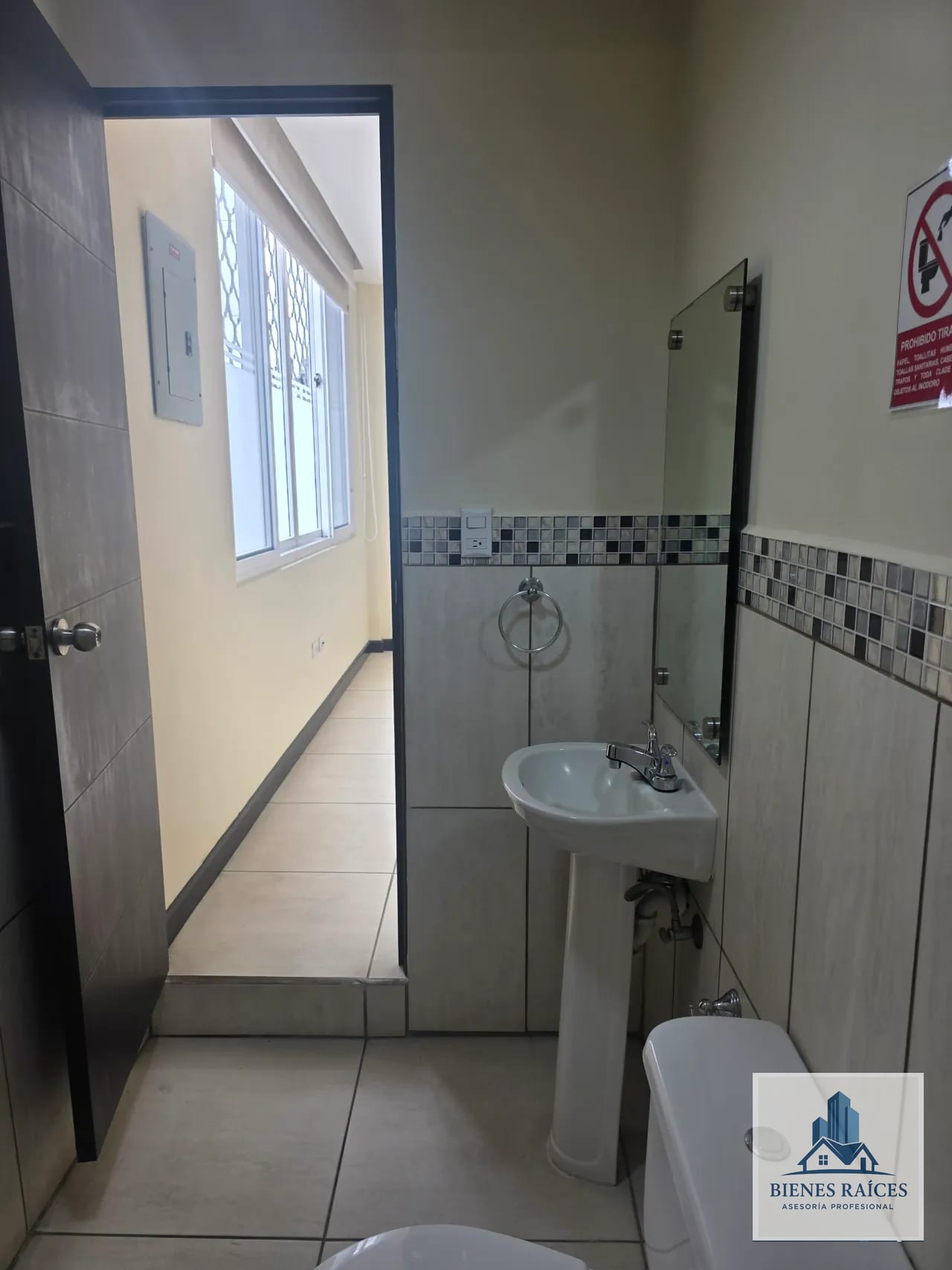 Comodísimo Apartamento Zona 15 Dentro de Garita el Maestro 2 — Apartamento en Alquiler en Vista Hermosa II, Zona 15, Guatemala, Ciudad — foto 4 de 5